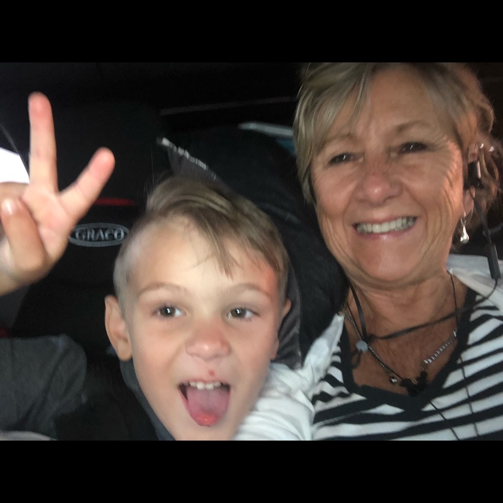 Meet your Posher, Joy